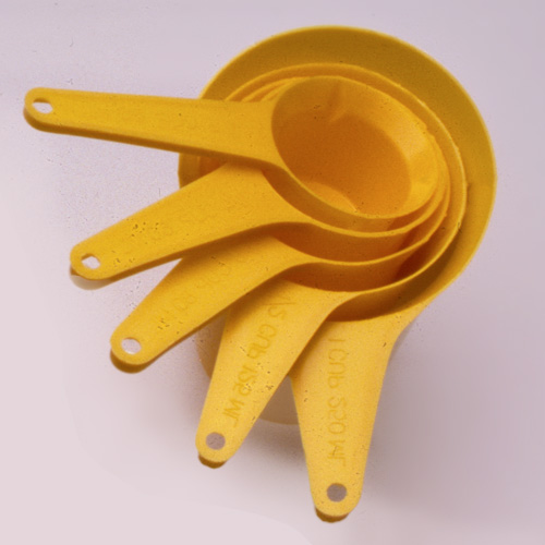 measuring cups